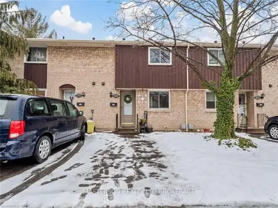 50 Lakeshore Rd Road 94, St. Catharines, On L2n 6p8