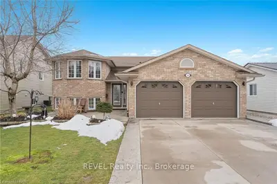 349 Scott Avenue, Fort Erie, On L2a 5e5