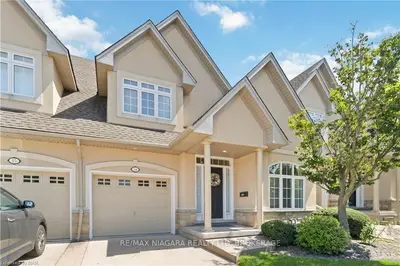 8142 Costabile Drive 14, Niagara Falls, On L2h 3m3
