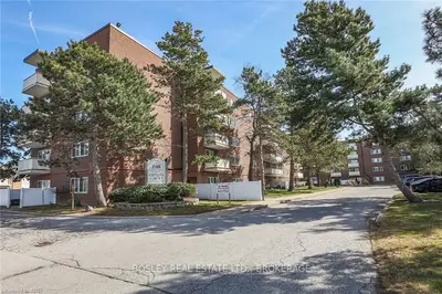 198 Scott Street 502, St. Catharines, On L2n 5t3