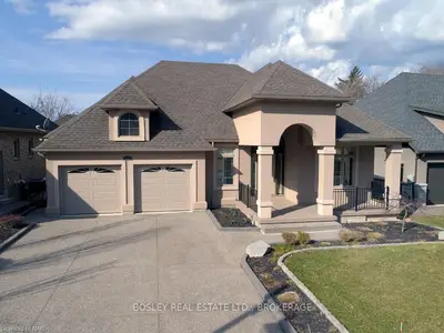 131 Paxton Lane, Niagara-on-the-lake, On L0s 1j0