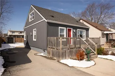40 Aberdeen Court, Fort Erie, On L2a 3y9