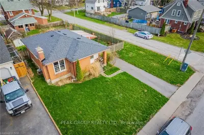 5634 Prince Edward Avenue, Niagara Falls, On L2g 5h8
