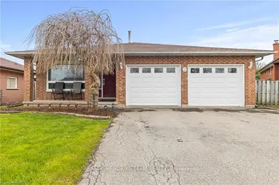 87 College Park Drive, Welland, On L3c 6z7