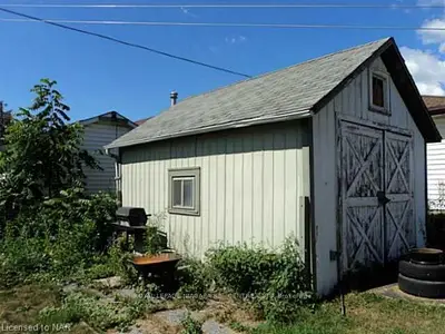 19 Cross Street, Port Colborne, On L3k 1l2
