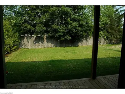 62 Kingsway Street, Welland, On L3b 3n8