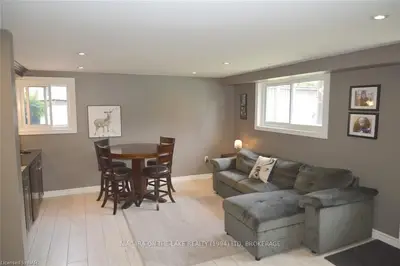9 Colonel Butler Crescent, Niagara-on-the-lake, On L0s 1j0