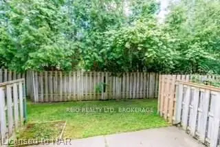 5852 Frontenac Street 8, Niagara Falls, On L2g 3a9