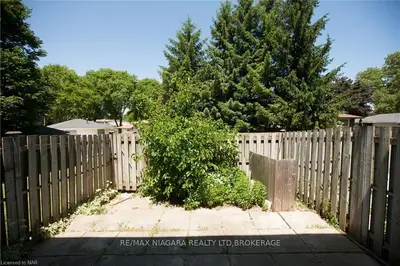 5815 Swayze Drive 7, Niagara Falls, On L2j 3w3