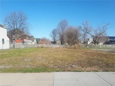 80 NICKEL Street, Port Colborne, ON L3K 1B4