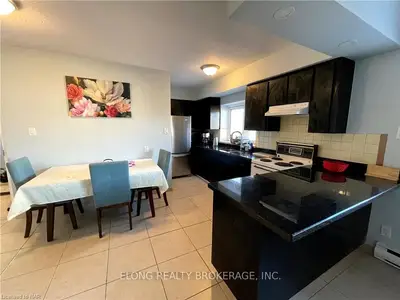 6075 DUNN Street 4, Niagara Falls, ON L2G 2P3