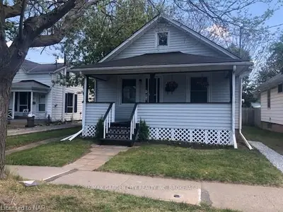 108 Carlton Street, St. Catharines, ON L2R 1R3