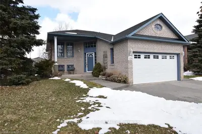 114 MADISON Court W, Welland, ON L3C 7G1