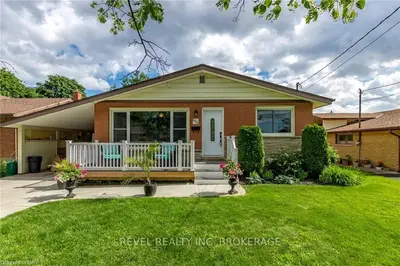 6736 MCMICKING Street, Niagara Falls, ON L2J 1X3