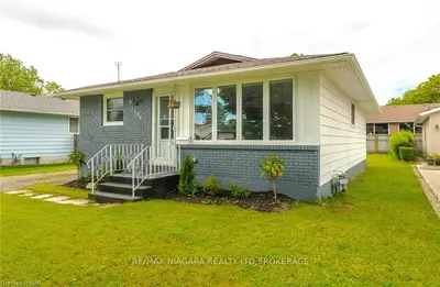 7384 NORTH DORSET Place, Niagara Falls, ON L2J 3T4