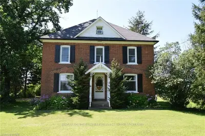 1060 Concession 2 Road, Niagara-on-the-Lake, ON L0S 1J0