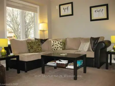 7053 BRITTANY Court, Niagara Falls, ON L2H 3N6