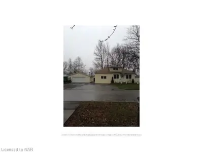 49 ERIE Street, Welland, ON L3B 5J8