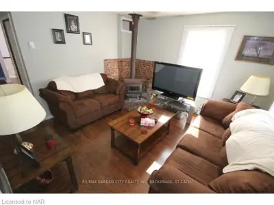 26 GREENWOOD Avenue, St. Catharines, ON L2P 1X6