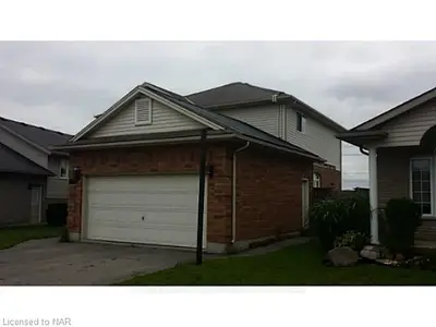 7112 KELLY Drive, Niagara Falls, ON L2H 3K1