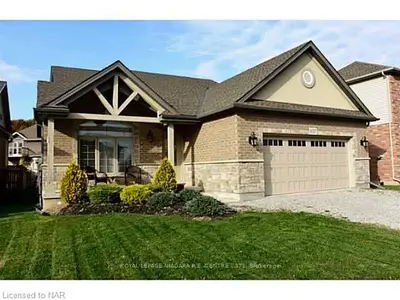 9117 HENDERSHOT Boulevard, Niagara Falls, ON L2H 0E3