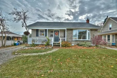 174 WEST Street, West Lincoln, ON L0R 2A0