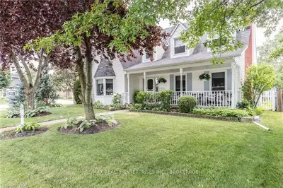 36 THE PROMENADE, Niagara-on-the-Lake, ON L0S 1J0