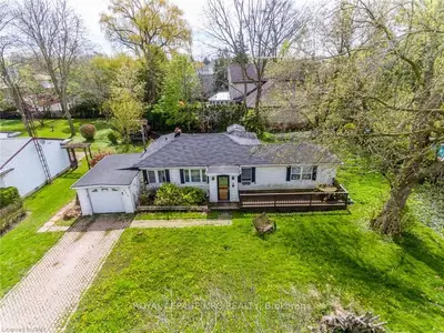 484 SIMCOE Street, Niagara-on-the-Lake, ON L0S 1J0
