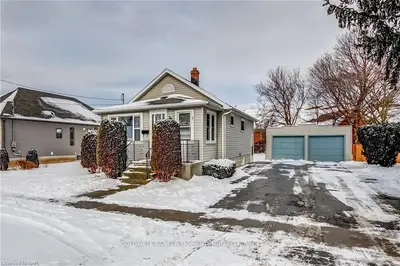 6417 BELLEVUE Street, Niagara Falls, ON L2E 1Y9