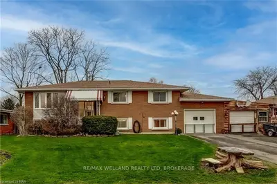 195 ROSEMOUNT Avenue, Port Colborne, ON L3K 5R5