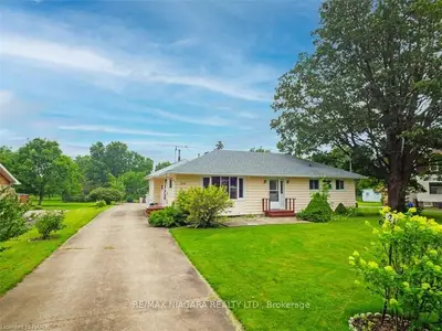 216 CHIPPAWA Road, Port Colborne, ON L3K 1T7