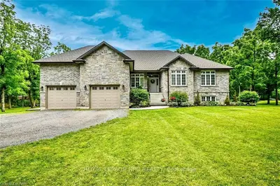 11437 LAKESHORE Road, Wainfleet, ON L3K 5V4