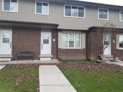 13 SENECA Street S 13, Haldimand County, ON N0A 1E0