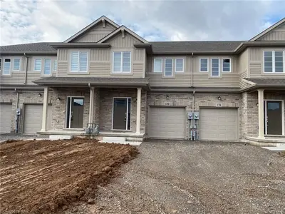 180 SUNFLOWER Place, Welland, ON L3C 0H9