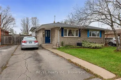 4615 SUSSEX Drive, Niagara Falls, ON L2E 6S1