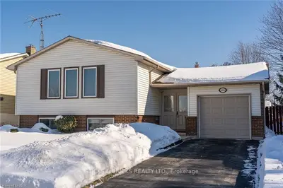 6194 BELAIRE Avenue, Niagara Falls, ON L2H 1V2