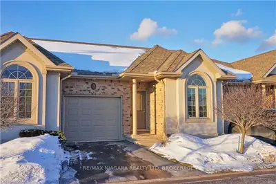 8918 SODOM Road 3, Niagara Falls, ON L2G 7Y5