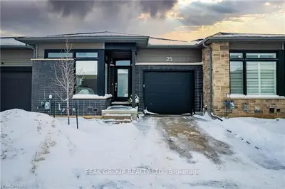 8974 WILLOUGHBY Drive 25, Niagara Falls, ON L2G 0Y7