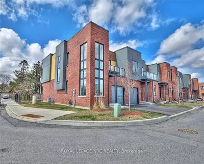 1465 STATION Street 18, Pelham, ON L0S 1E3
