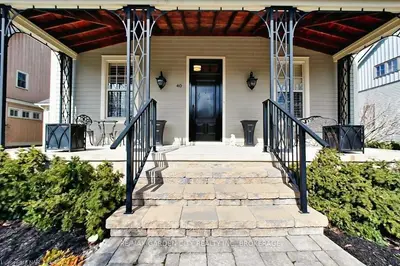 40 GARRISON VILLAGE Drive, Niagara-on-the-Lake, ON L0S 1J0