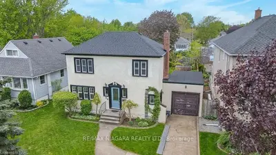 34 CLARE Avenue, Port Colborne, ON L3K 5H2