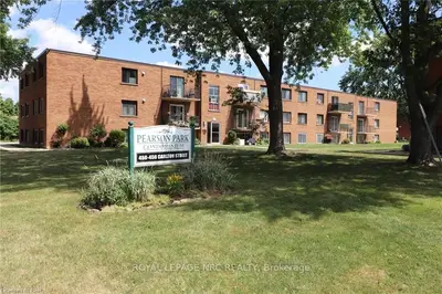 454 Carlton Street 2, St. Catharines, ON L2M 4X1