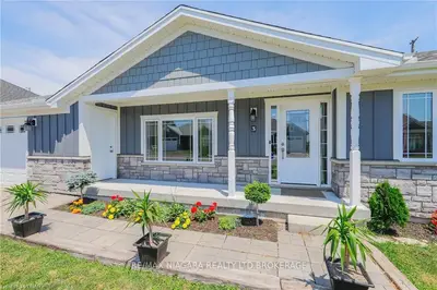 740 MAIN Street W 3, Haldimand County, ON N1A 0B3