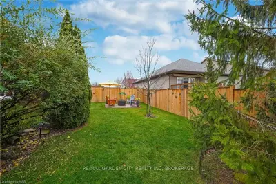 396 Foxtail Avenue, Welland, On L3c 7j9