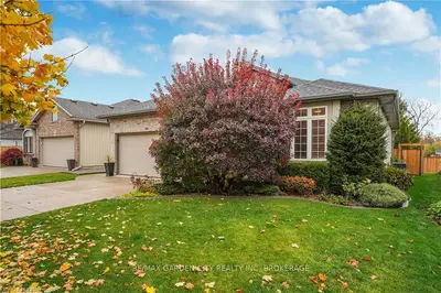 396 FOXTAIL Avenue, Welland, ON L3C 7J9