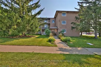 5222 PORTAGE Road 204, Niagara Falls, ON L2E 6B6
