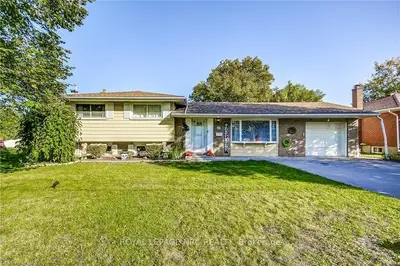 6857 Mcmicking Street, Niagara Falls, On L2j 1x6