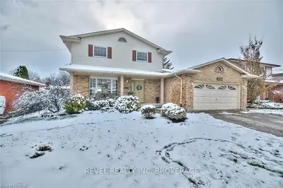 7362 WOODGATE Street, Niagara Falls, ON L2J 3Z6
