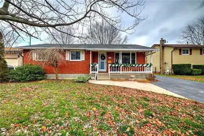 952 CRESCENT Road, Fort Erie, ON L2A 5M4