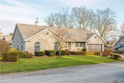 22 PARTITION Street, Niagara-on-the-Lake, ON L0S 1L0